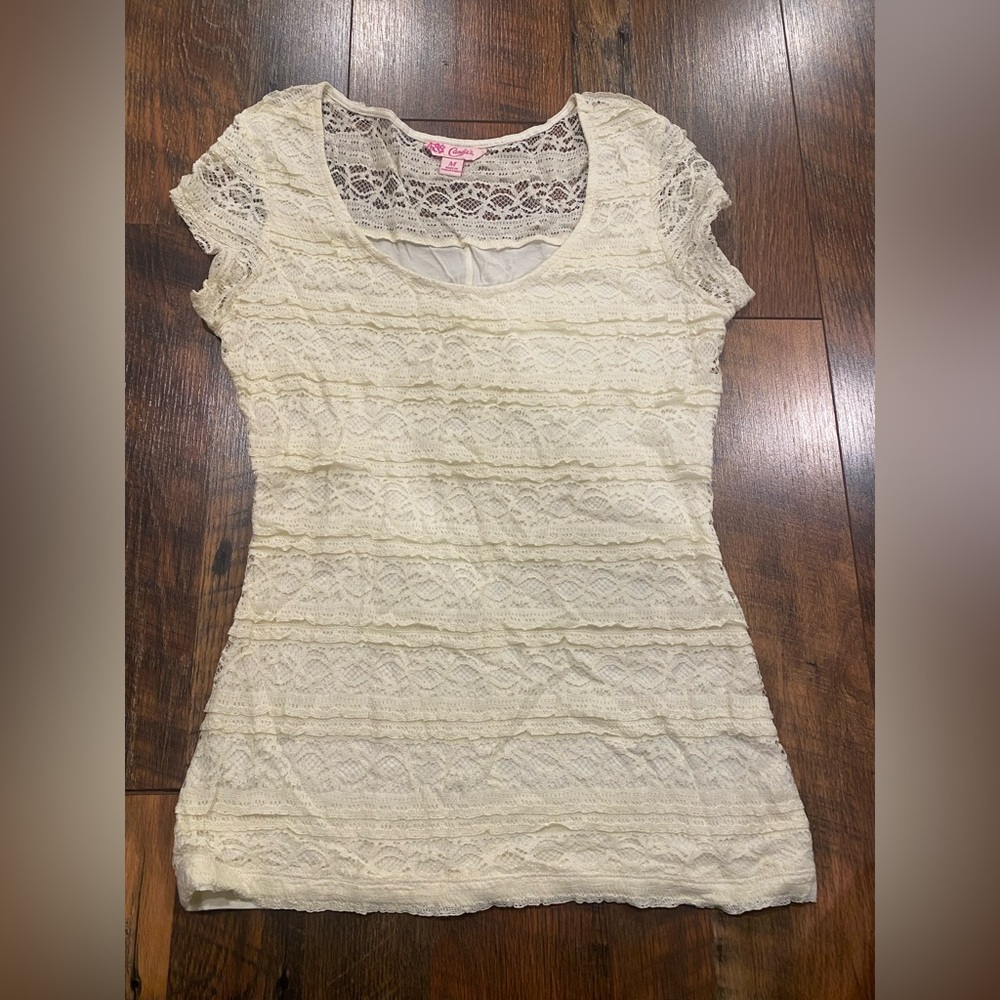 Candie's Cream Lace Short Sleeve Top size Medium